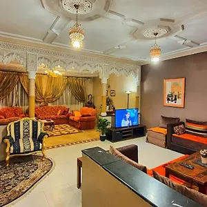  Apartamento Oranger Family House Center, Private Large House, Terasse Garden View, Free Parking Marruecos